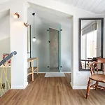Casa Arte 5 Feriehus *